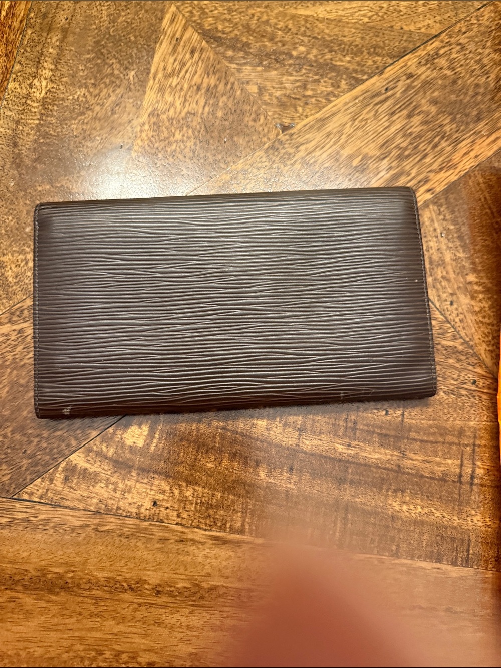Louis Vuitton Brown Epi Textured Wallet - Picture 3 of 7